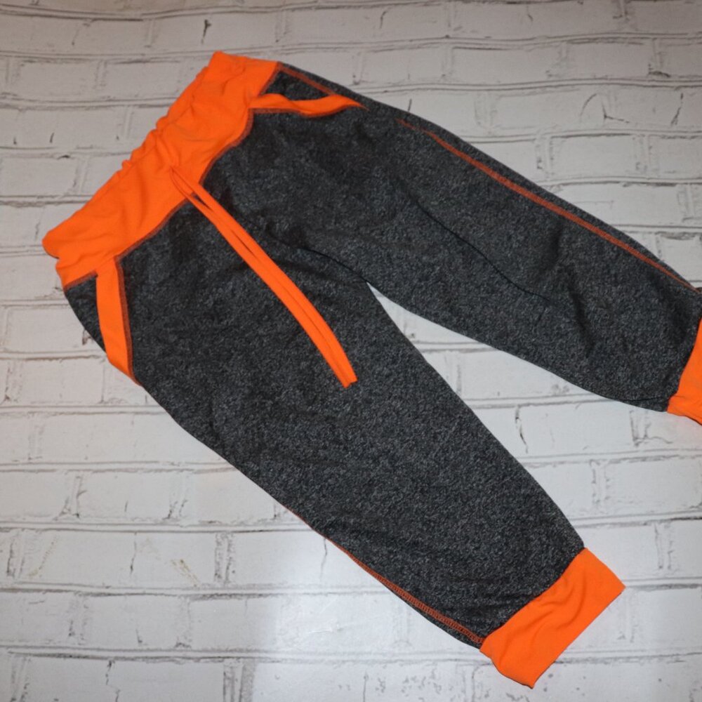 🧡 Gray & Neon Orange Capri Workout Pants – Women’s L/XL Stretch Fit · Pockets